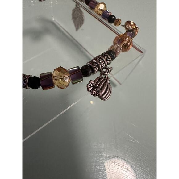 Handcrafted Autumn Harvest Charm Bracelet: Pumpkin & Leaf Dangle - Picture 2 of 7